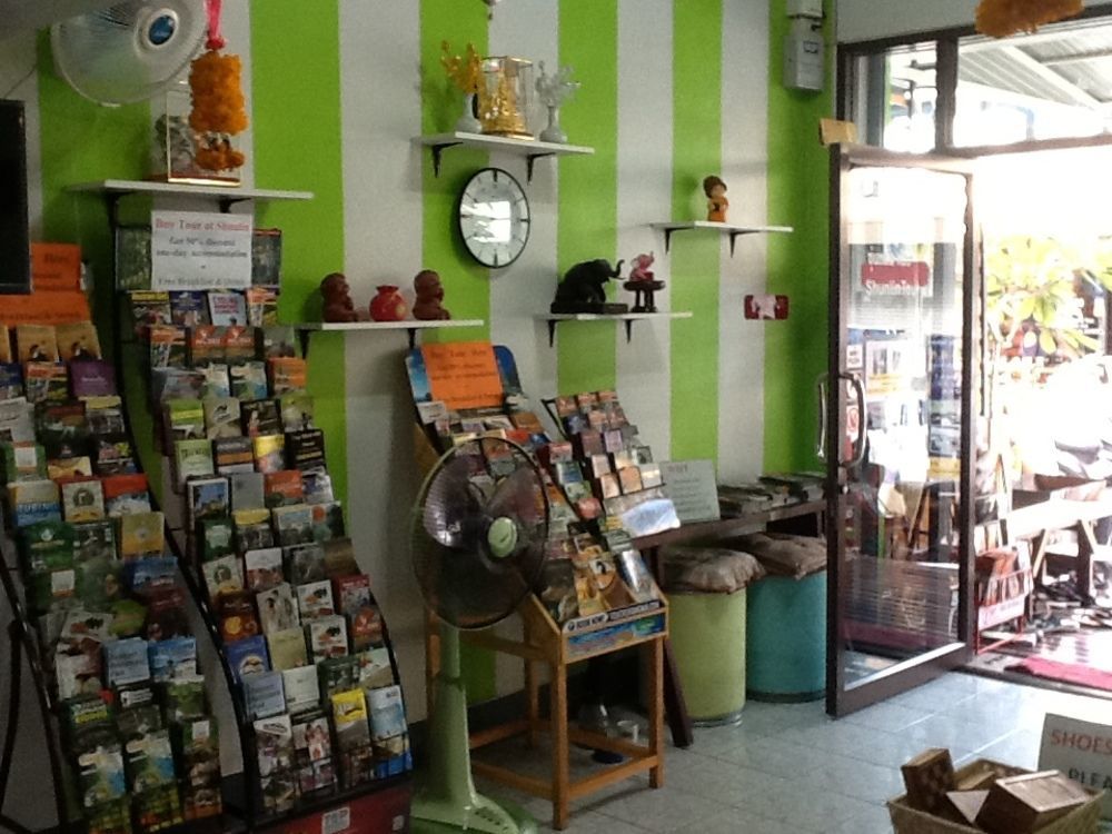I-Smile & U2 Hostel Chiang Mai Extérieur photo